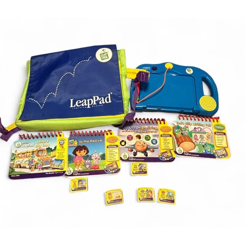 LeapFrog LeapPad System Bundle w Books Cartridges‎ Case Tested Works